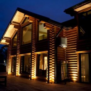 Подсветка фасада загородного дома: обзор лучших идей при оформлении светодизайна частного дома (150 фото)